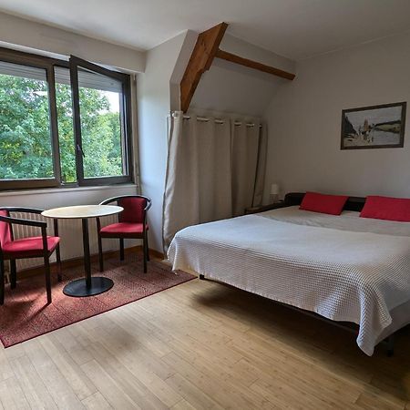Appartement Le Louis Dort Au Calme Equemauville Bagian luar foto