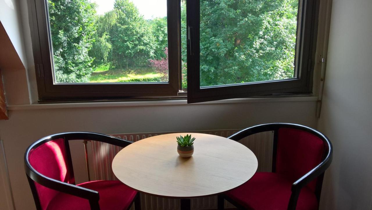 Appartement Le Louis Dort Au Calme Equemauville Bagian luar foto