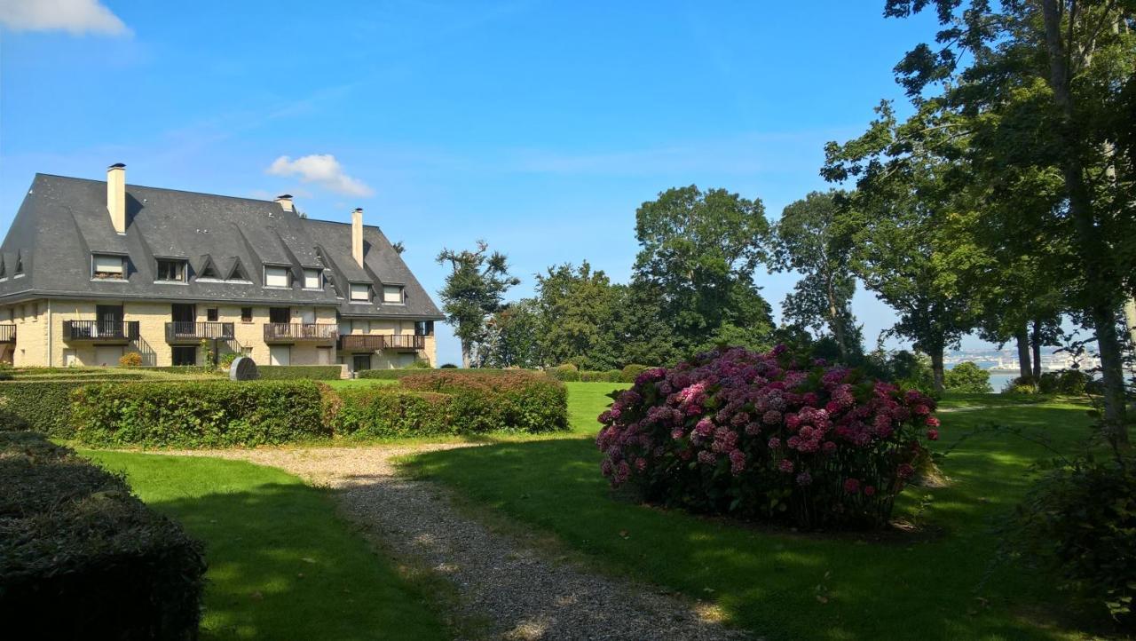 Appartement Le Louis Dort Au Calme Equemauville Bagian luar foto