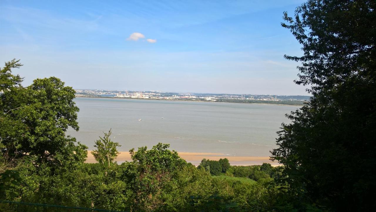 Appartement Le Louis Dort Au Calme Equemauville Bagian luar foto