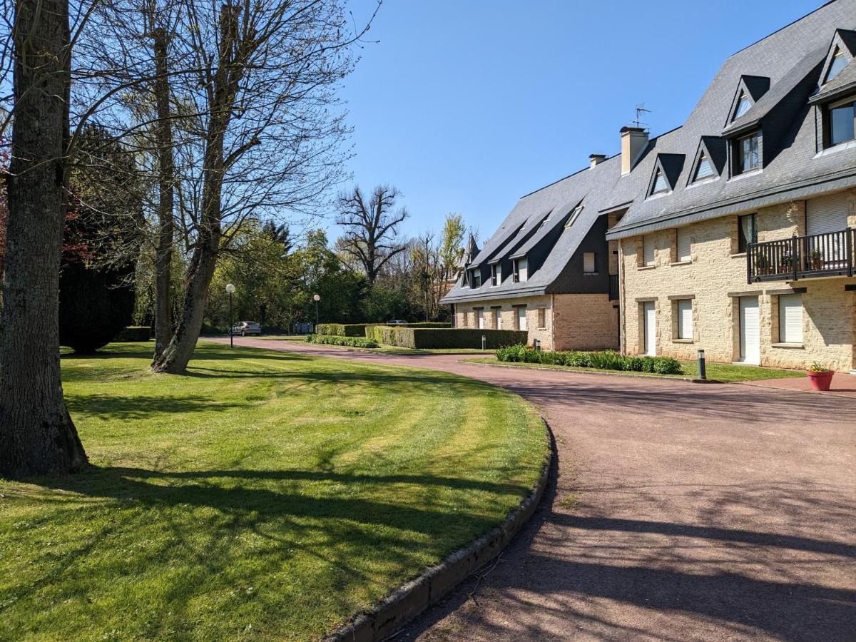 Appartement Le Louis Dort Au Calme Equemauville Bagian luar foto