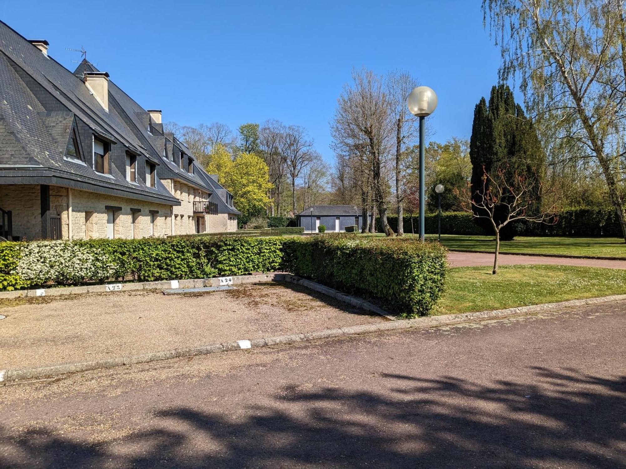 Appartement Le Louis Dort Au Calme Equemauville Bagian luar foto